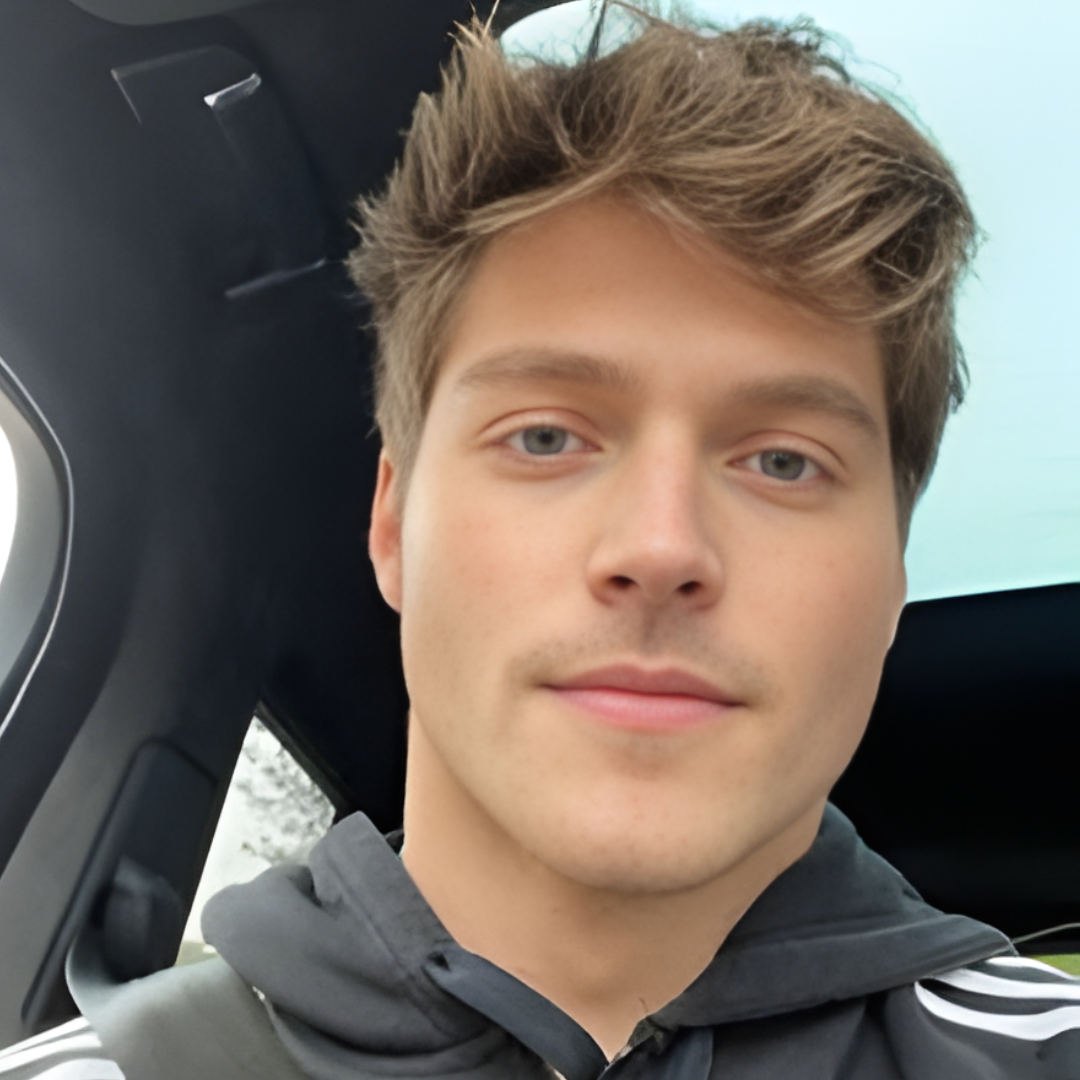 <strong>Chris Johnson</strong>